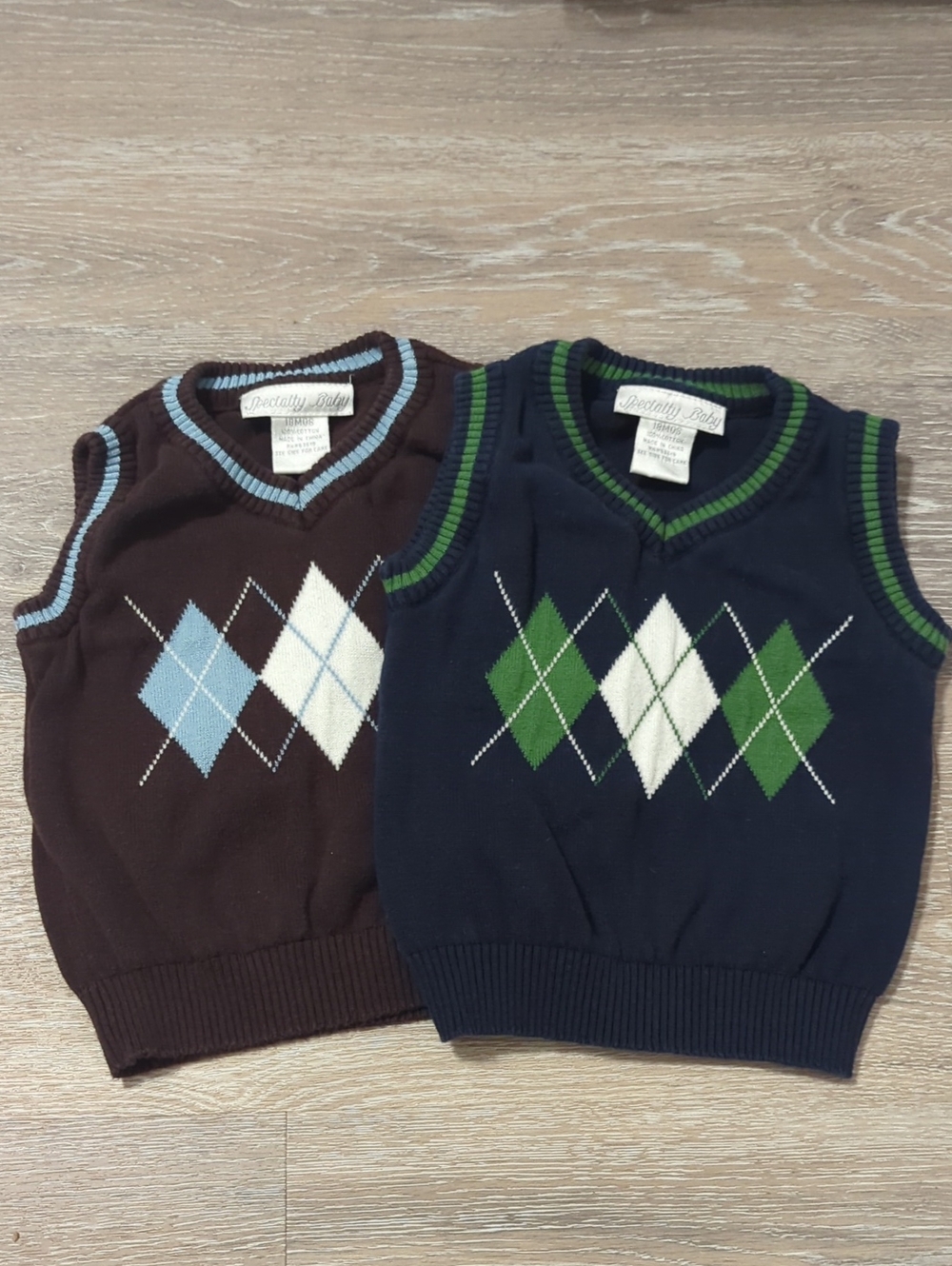 Argyle Knit Vest - Navy Green & Brown